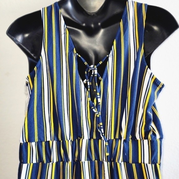 Rouge Sleeveless Blue Yellow and White V Neck Jumpsuit Plus Size 2xl NWOT - Picture 3 of 7